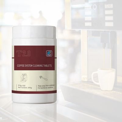 Automatische Kaffeemaschine in Flaschen mit weißem Reinigungstabletten erschwinglich und effektiv